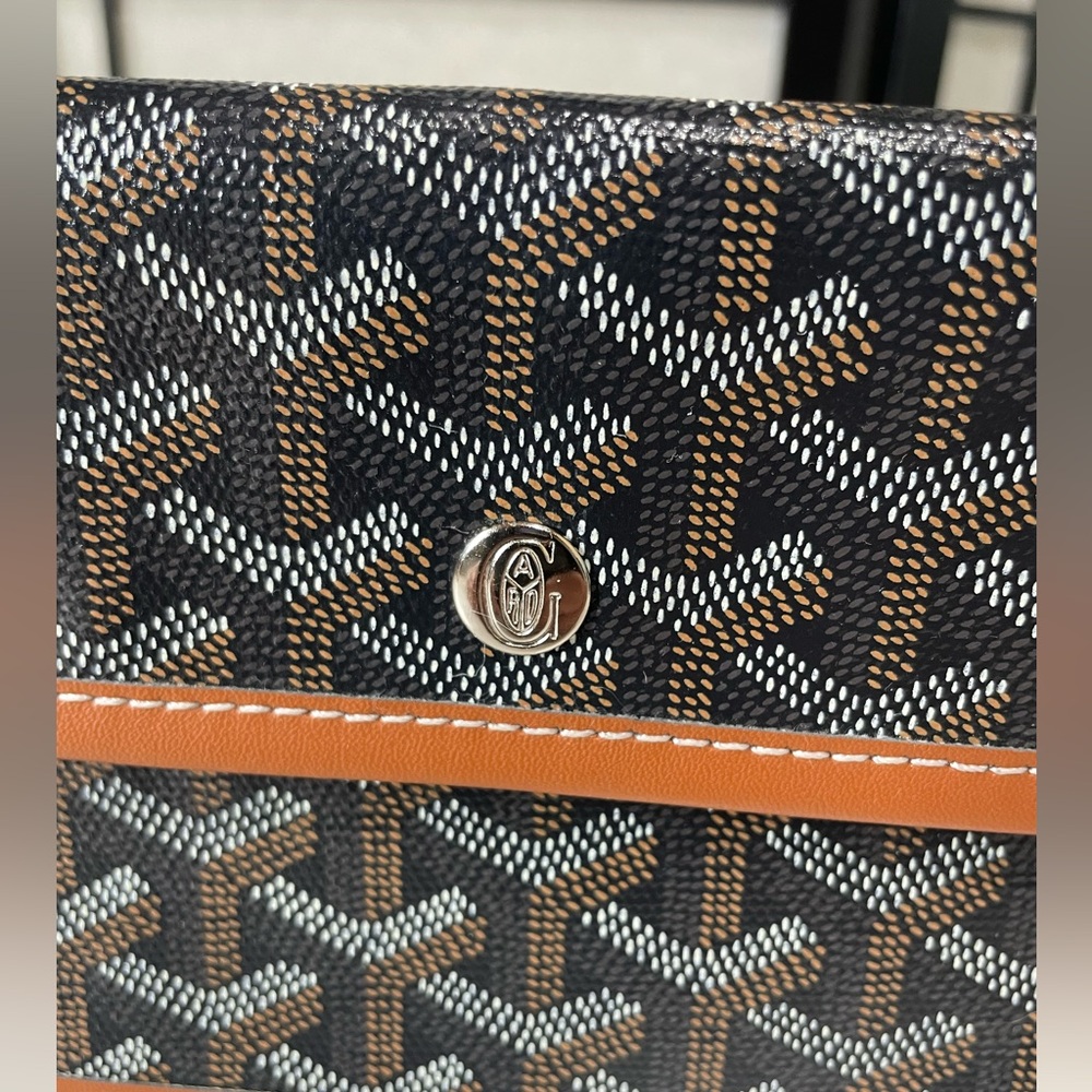 Chevron Style Envelope Pouch Wallet, Brown/Tan - Inspiration- 20x11 cm - Picture 2 of 11